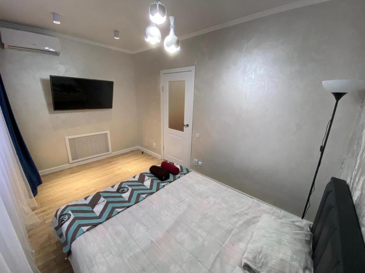 Люкс Исы Байзакова 133 Apartment Pavlodar Luaran gambar